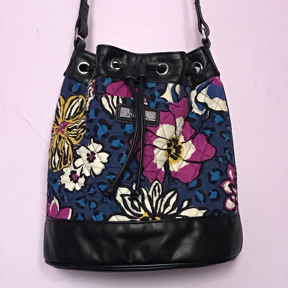 Sale!! Vera Bradley Bucket Bag